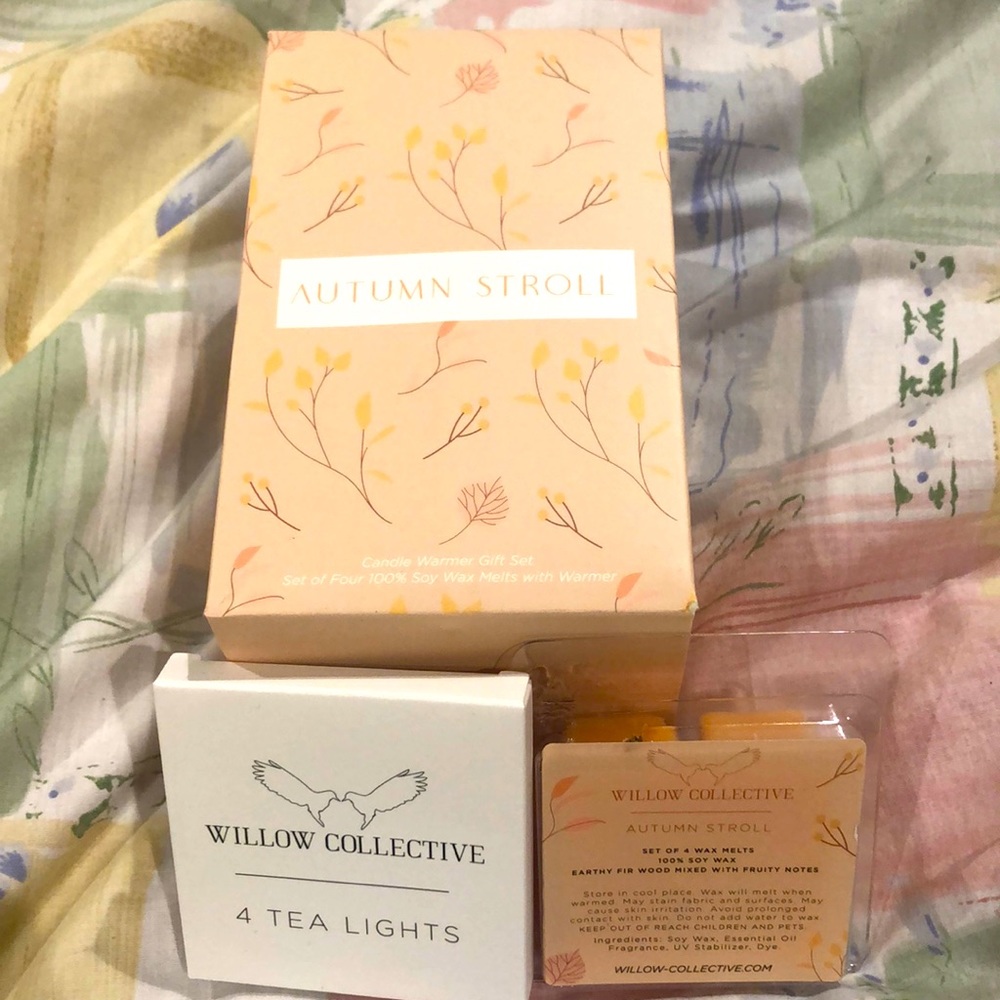 Autumn Stroll candle warmer gift set. New w/o tags